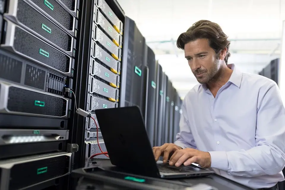 HPE serveri